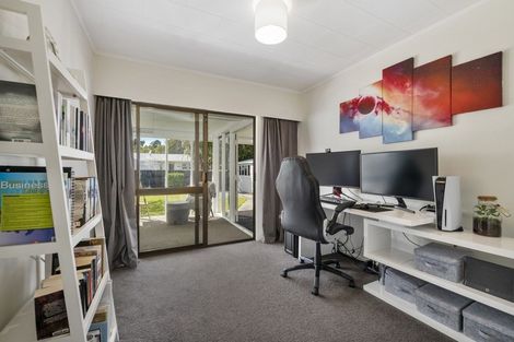 Photo of property in 10 Shanly Street, Brown Owl, Upper Hutt, 5018