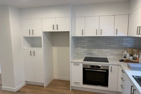 Photo of property in 7/35 Garadice Road, Rothesay Bay, Auckland, 0630