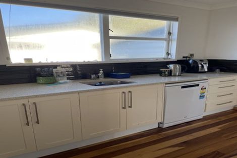 Photo of property in 4 Chorley Grove, Churton Park, Wellington, 6037