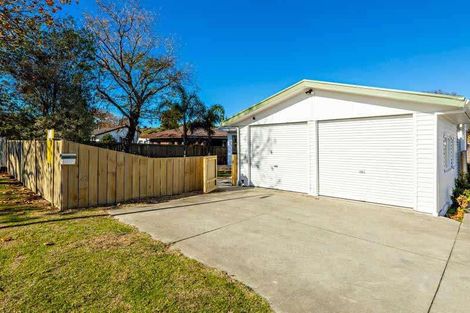 Photo of property in 117 Settlement Road, Papakura, 2110