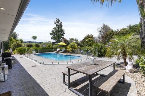 Photo of property in 85 Whitford-maraetai Road, Whitford, Howick, 2571