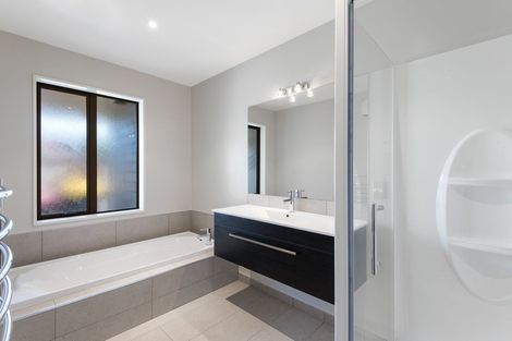 Photo of property in 75 Mcmahon Drive, Aidanfield, Christchurch, 8025