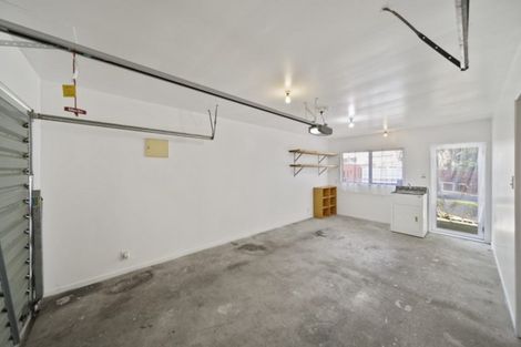 Photo of property in 2/527 Weymouth Road, Weymouth, Auckland, 2103