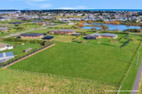 Photo of property in 3 Carex Grove, Foxton Beach, Foxton, 4815
