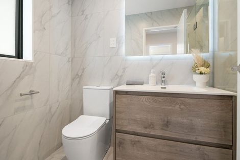 Photo of property in 95d Kervil Avenue, Te Atatu Peninsula, Auckland, 0610