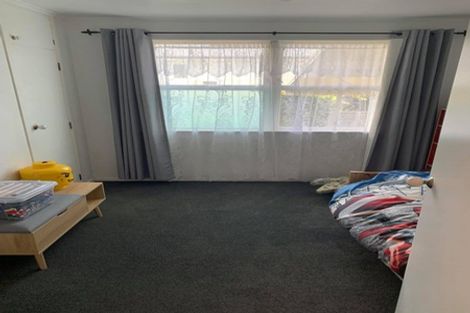 Photo of property in 11 Dellwood Avenue, Henderson, Auckland, 0612