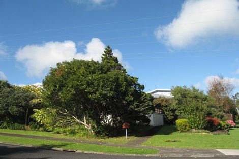 Photo of property in 1 Parkview Place, Pakuranga, Auckland, 2010