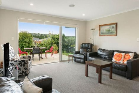 Photo of property in 42 Maniaroa Drive, Katikati, 3129