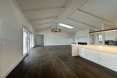 Photo of property in 50 Wairoa Road, Narrow Neck, Auckland, 0624