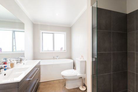 Photo of property in 62 Caldera Drive, Long Bay, Auckland, 0630