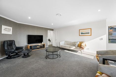 Photo of property in 10 Hyland Street, Wanaka, 9305