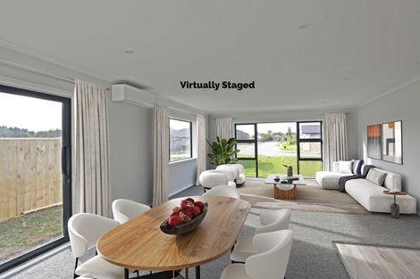 Photo of property in 14 Van Baarle Close, Carterton, 5713