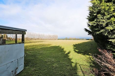 Photo of property in 43 Moore Road, Winton, 9781