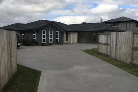 Photo of property in 5 Madeleine Place, Omokoroa, 3114