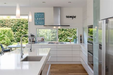 Photo of property in 44 Oceania Place, Mellons Bay, Auckland, 2014