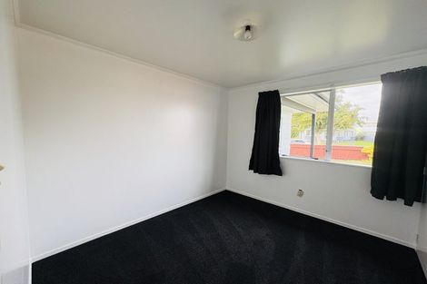 Photo of property in 43 Acacia Street, Kelvin Grove, Palmerston North, 4414
