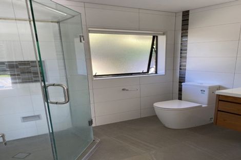 Photo of property in 16 Fremantle Place, Pakuranga Heights, Auckland, 2010