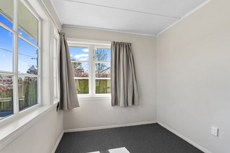 Photo of property in 24 Oakland Street, Northcote, Christchurch, 8052