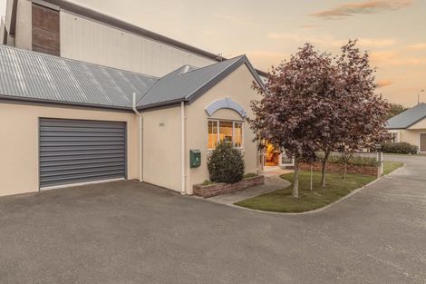 Photo of property in 6/55 Parade Court, Addington, Christchurch, 8024