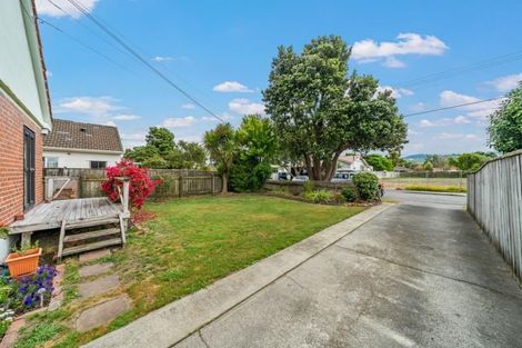 Photo of property in 16 Brook Street, Waiwhetu, Lower Hutt, 5010