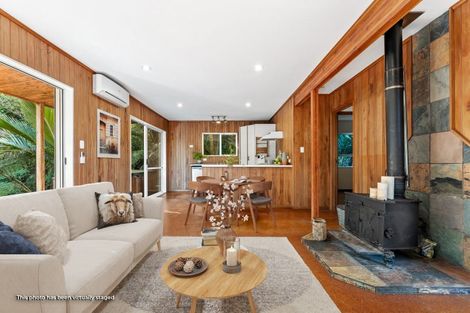 Photo of property in 35 Clinton Road, Tawharanui Peninsula, Matakana, 0986