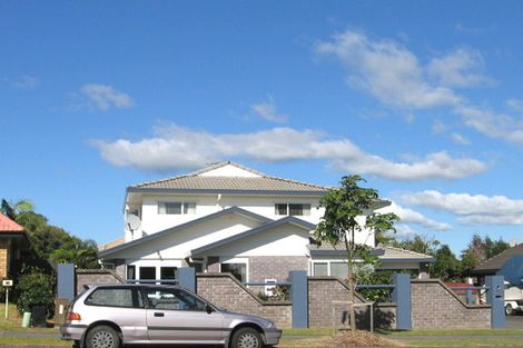 Photo of property in 50b Whitford Road, Botany Downs, Auckland, 2014