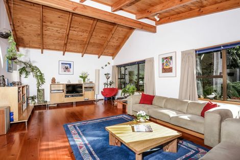 Photo of property in 779a West Coast Road, Oratia, Auckland, 0604