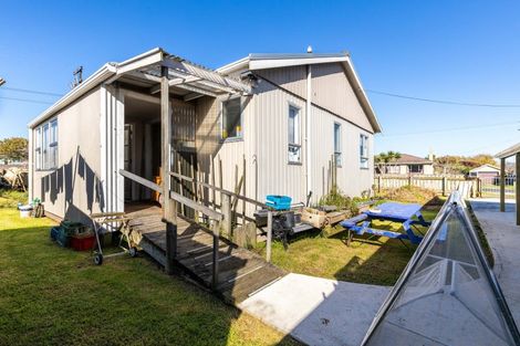 Photo of property in 42 Seymour Street, Waitara, 4320
