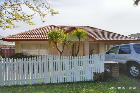 Photo of property in 256 Cascades Road, Botany Downs, Auckland, 2010