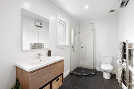 Photo of property in 11 Lloyd Street, Strowan, Christchurch, 8052