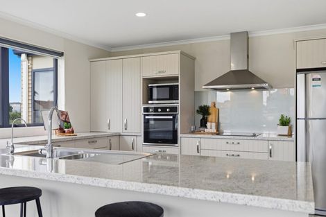 Photo of property in 2 Beachwater Drive, Papamoa Beach, Papamoa, 3118