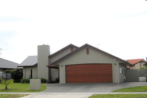 Photo of property in 48 Beachwater Drive, Papamoa Beach, Papamoa, 3118