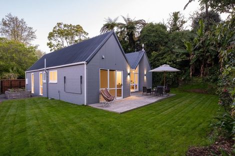 Photo of property in 10 Doralto Road, Frankleigh Park, New Plymouth, 4310