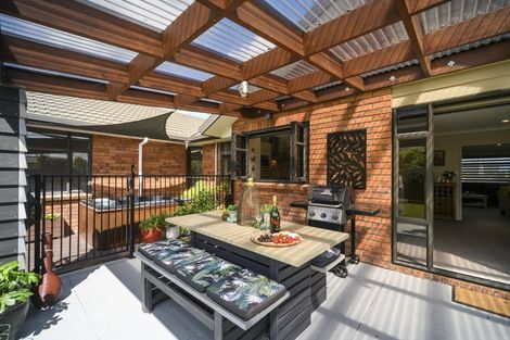 Photo of property in 78 Geneva Terrace, Kelvin Grove, Palmerston North, 4414