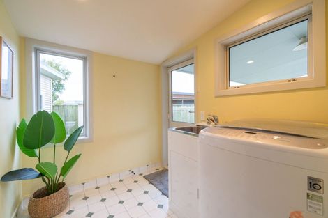 Photo of property in 23b Pop Andrew Drive, Te Anau, 9600