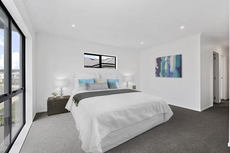 Photo of property in 24 Vincent Mcgrath Crescent, Swanson, Auckland, 0614