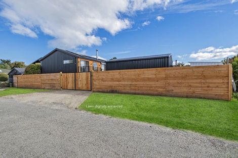 Photo of property in 5 Beach Crescent, Waikuku Beach, 7473