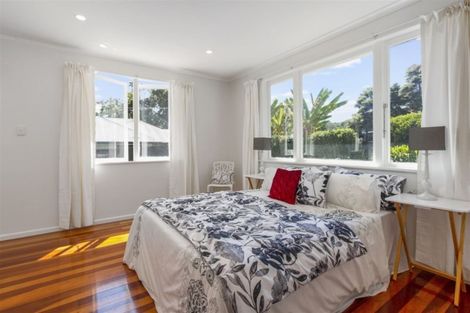 Photo of property in 1/68 Glen Road, Ranui, Auckland, 0612