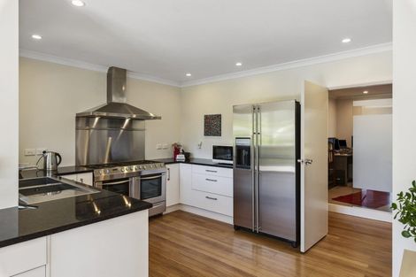 Photo of property in 85 Rimu Road, Raumati Beach, Paraparaumu, 5032