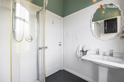 Photo of property in 52 Sutherland Street, Dunedin Central, Dunedin, 9016