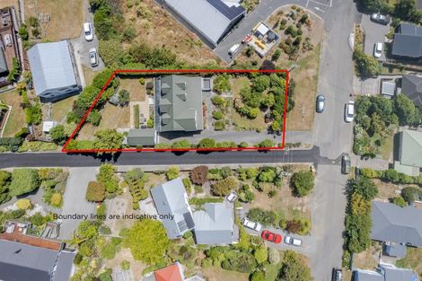 Photo of property in 16 Aylmers Valley Road, Akaroa, 7520