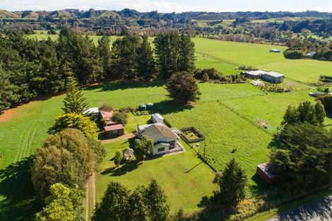 Photo of property in 481 Pohangina Valley East Road, Pohangina, Ashhurst, 4884