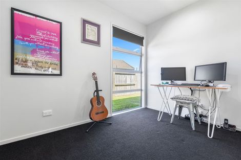 Photo of property in 172 Saint James Drive, Huntington, Hamilton, 3210