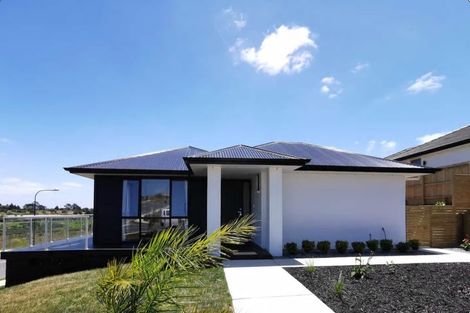 Photo of property in 150 Ninth View Avenue, Beachlands, Auckland, 2018