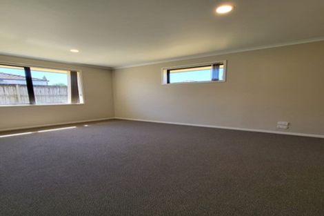 Photo of property in 49 Cyclamen Road, Mangere, Auckland, 2022