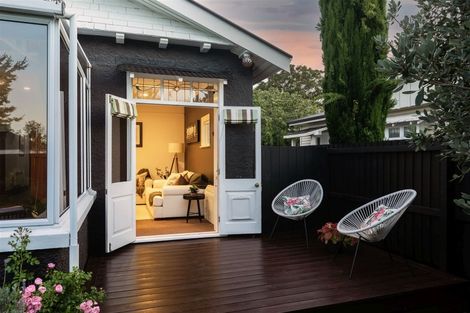 Photo of property in 30 Blighs Road, Strowan, Christchurch, 8052