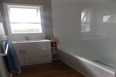 Photo of property in 32 Mears Road, St Andrews, Hamilton, 3200