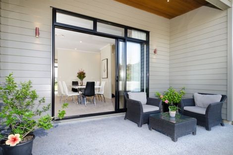 Photo of property in 265 Old North Road, Kumeu, 0892