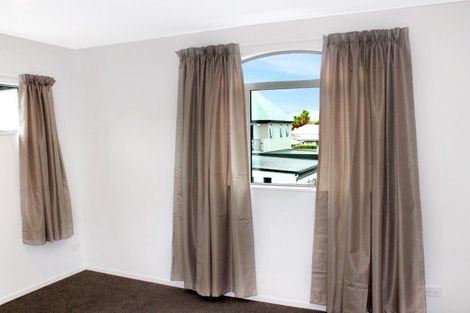 Photo of property in 18d Mona Vale Avenue, Riccarton, Christchurch, 8011
