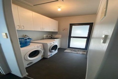 Photo of property in 4 Farrow Way, Welcome Bay, Tauranga, 3112